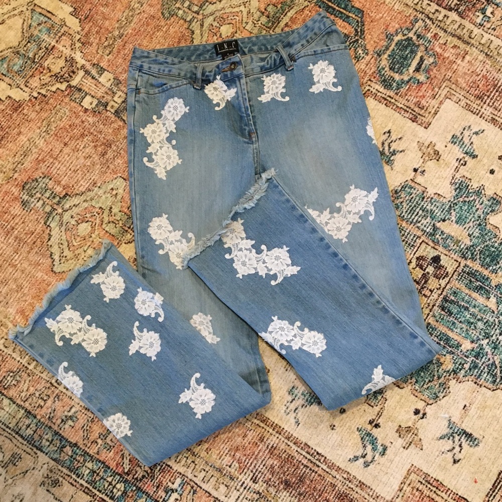 💙HOST PICK💙INC Boho Floral Lace Embroidered Flare Jeans